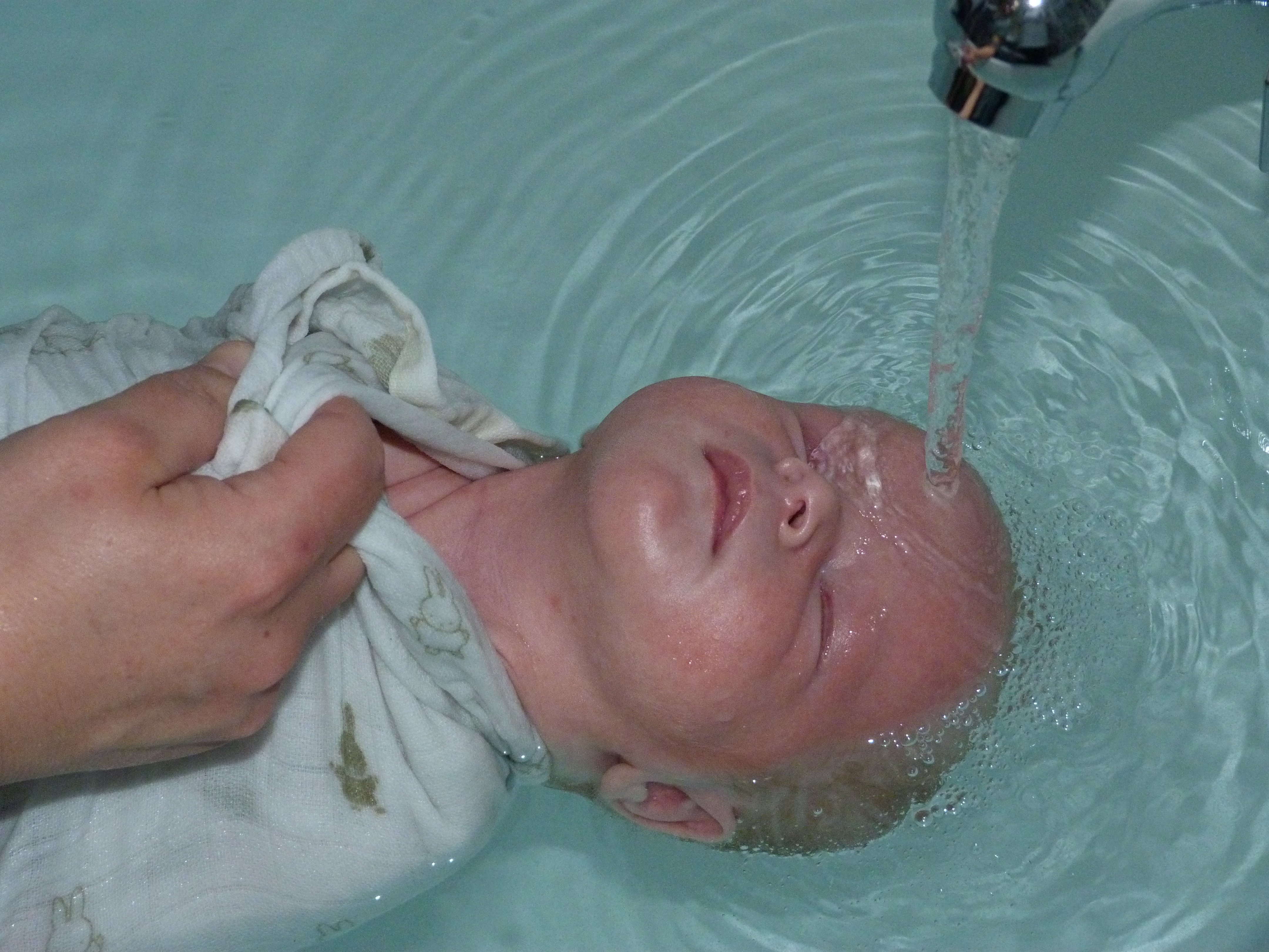 Elodie Rousseau Praticienne en Thérapeutique Bain Bébé La Ferrière 85
bienfait bain bébé
